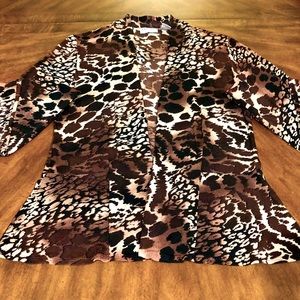 Travelers Animal-Print Wrap